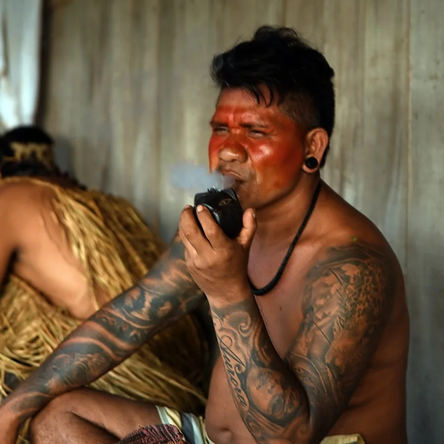 Tojiksk jinsiy aloqa Old orindiqda mashinada jinsiy aloqa video